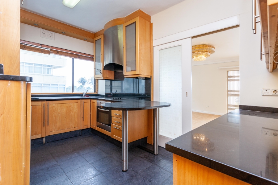 3 Bedroom Property for Sale in Sea Point Western Cape